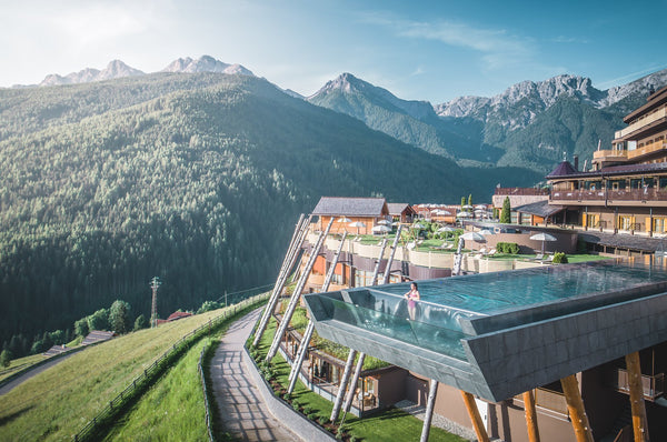 Hotel Hubertus | A Hotel Within The Clouds