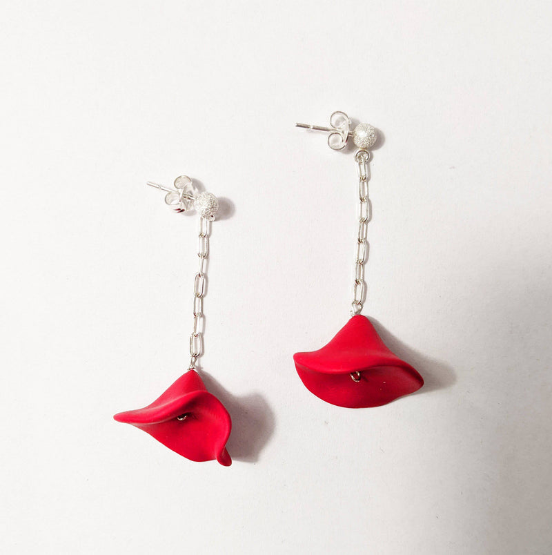 Minimalist Poppies Earrings - Found in Italy