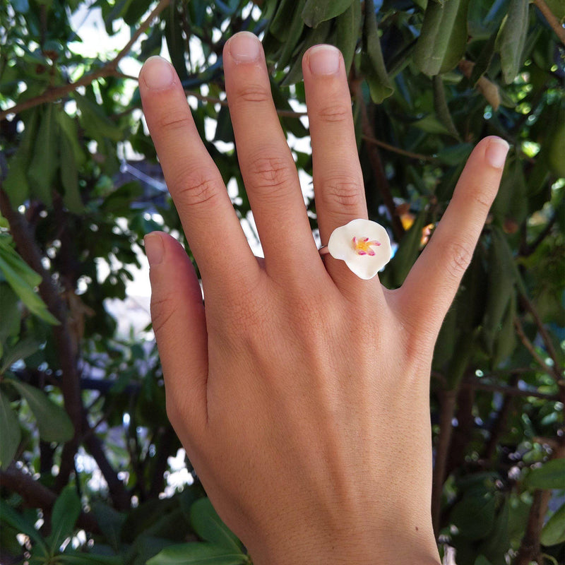 Lily Ring - Found in Italy