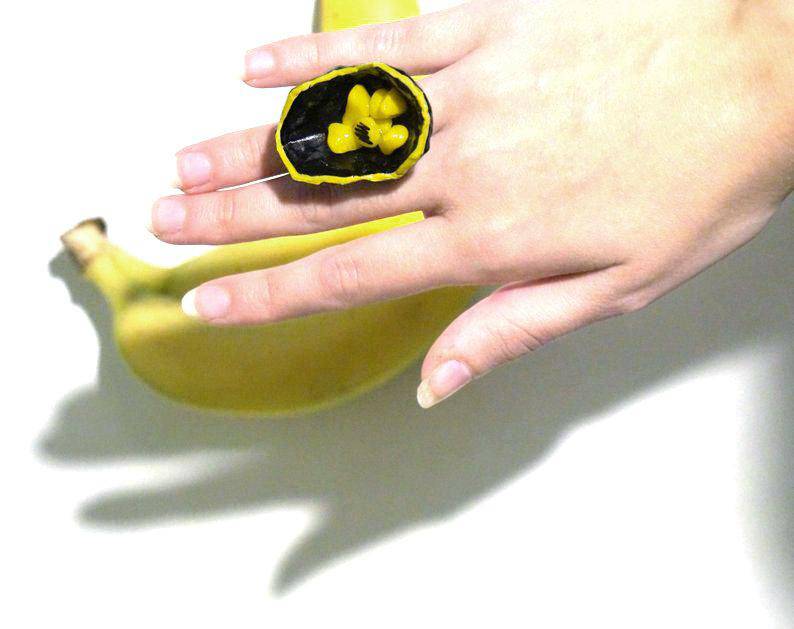 Banana Boat Ring - Found in Italy